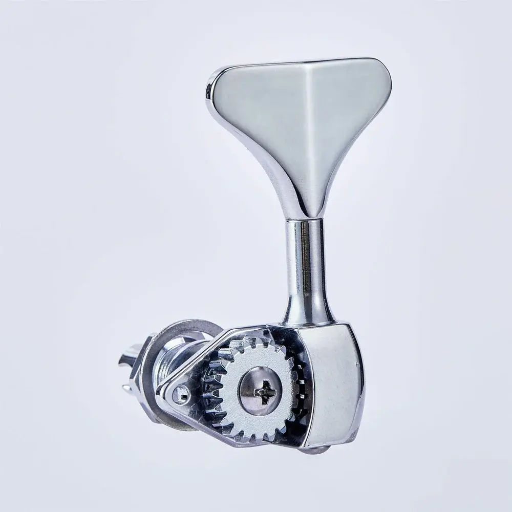 Guyker_Open_Gear_Bass_Guitar_Tuners_1_20_Gear_Ratio_GK_3494-4.webp