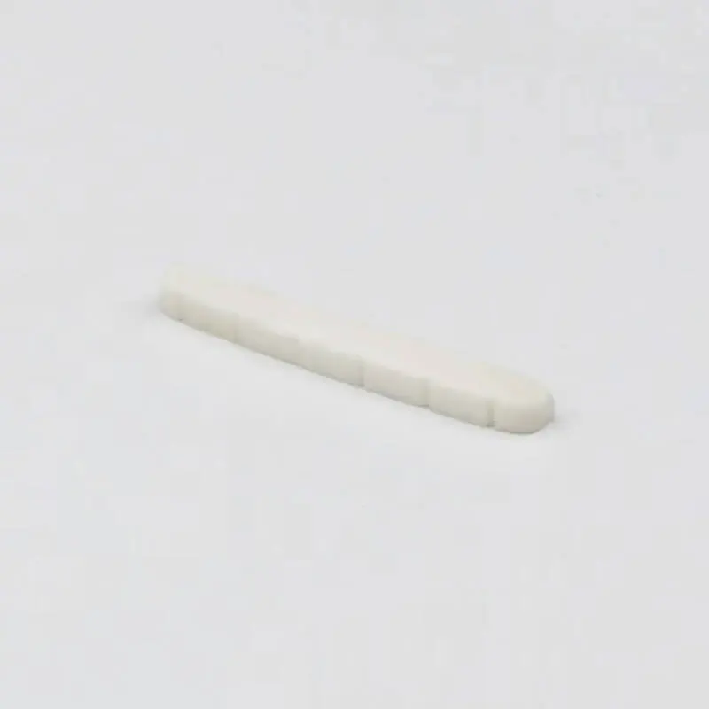 Guyker_42_43_3.5mm_Bone_Nut_for_ST_Electric_Guitars-02.webp
